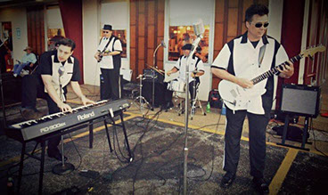 Merry Go Round Event with band