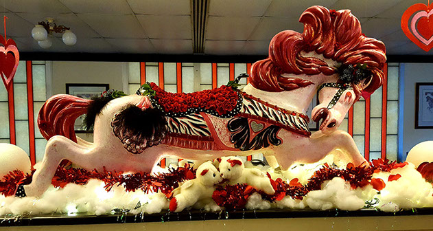 Merry Go Round Restaurant Building